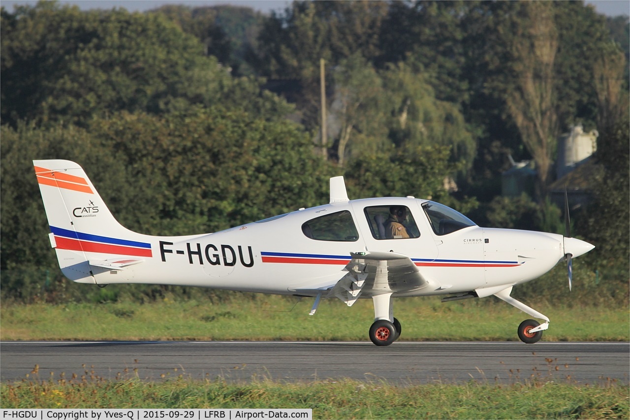 F-HGDU, Cirrus SR20 C/N 2152, Cirrus SR20, Landing rwy 07R, Brest-Bretagne Airport (LFRB-BES)
