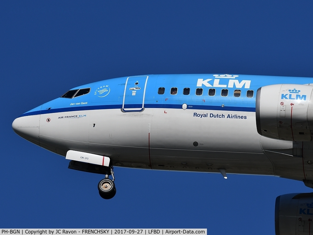 PH-BGN, 2011 Boeing 737-7K2 C/N 38125, KL1297 landing runway 23 from Amsterdam (AMS)
