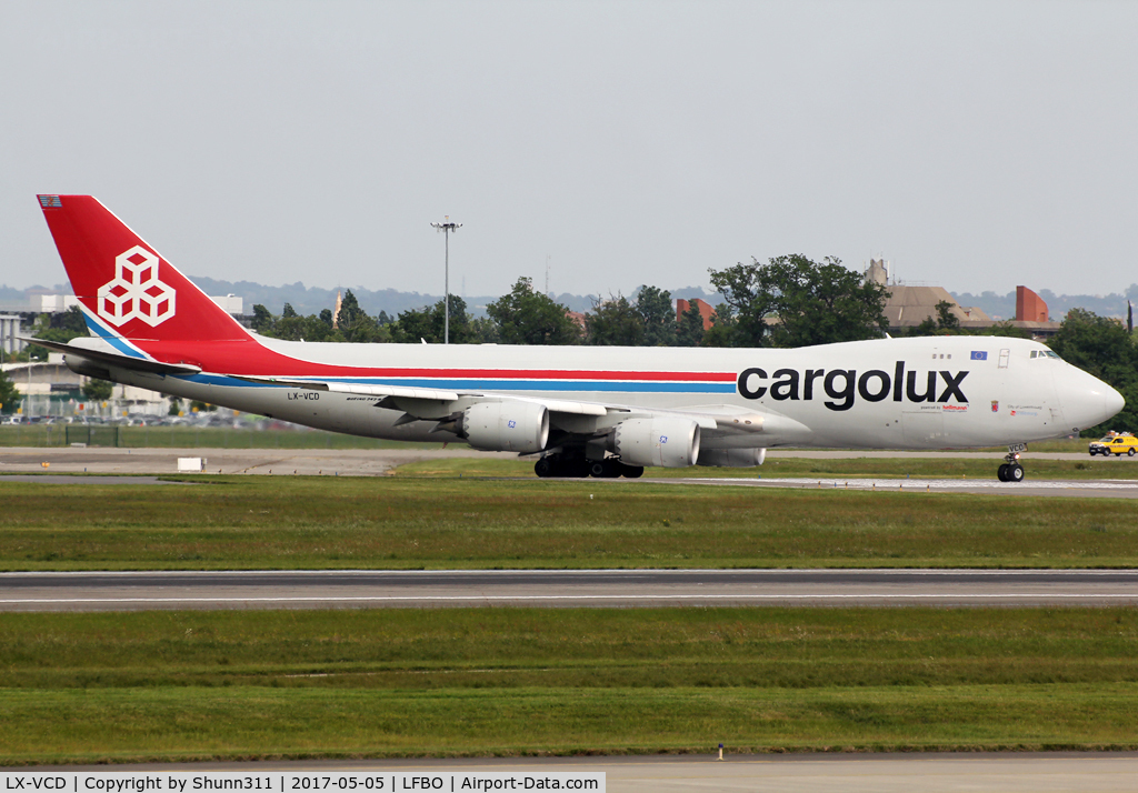 LX-VCD, 2011 Boeing 747-8R7F C/N 35809, Lining up rwy 14L for departure...