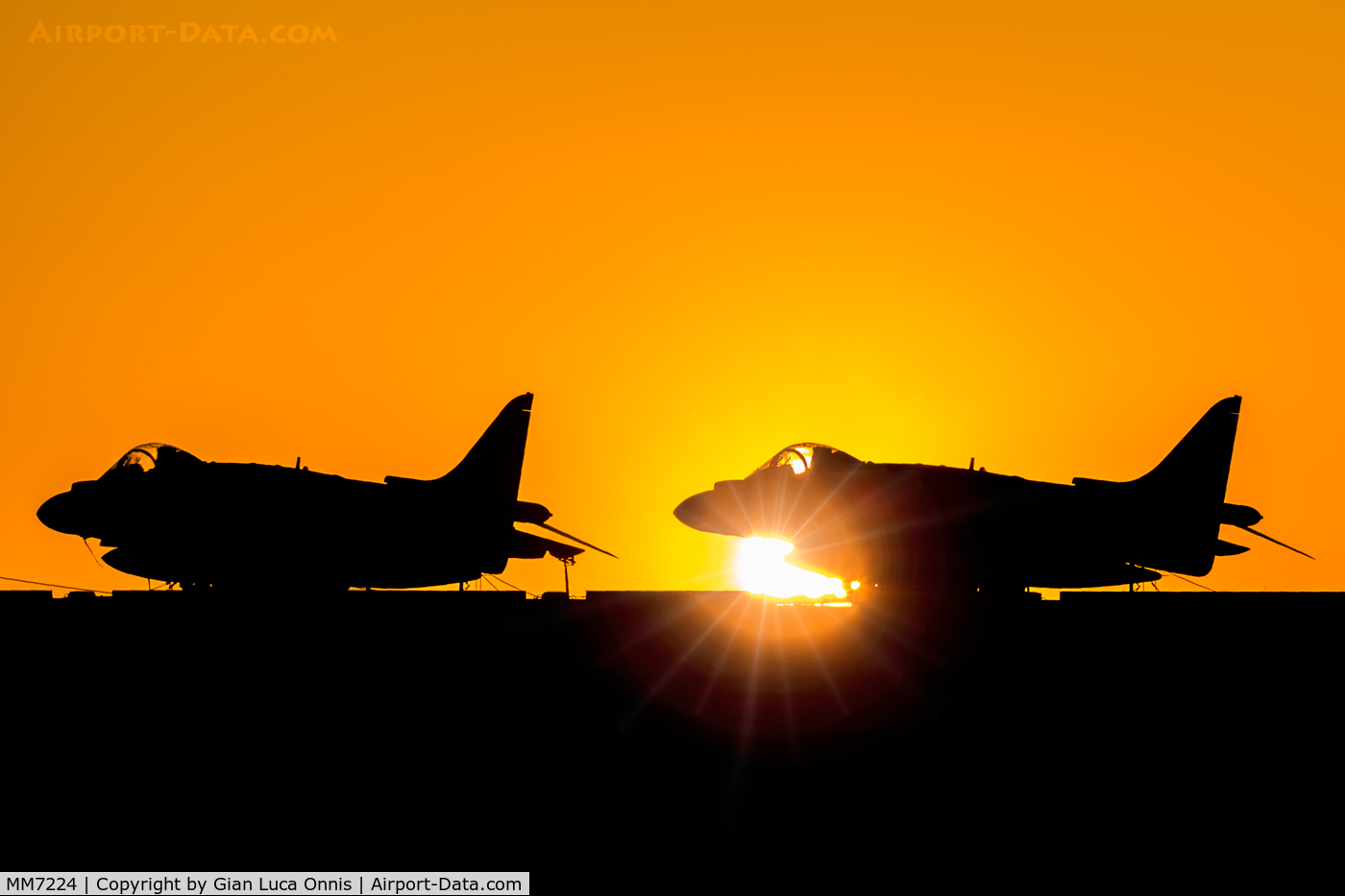 MM7224, McDonnell Douglas AV-8B+ Harrier II C/N 276/IT013, HARRIER SUNRISE