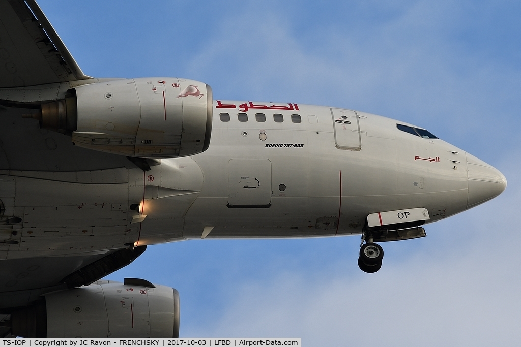 TS-IOP, 2000 Boeing 737-6H3 C/N 29500, TU628 from Tunis landing runway 23 (and cfm56-7B20)