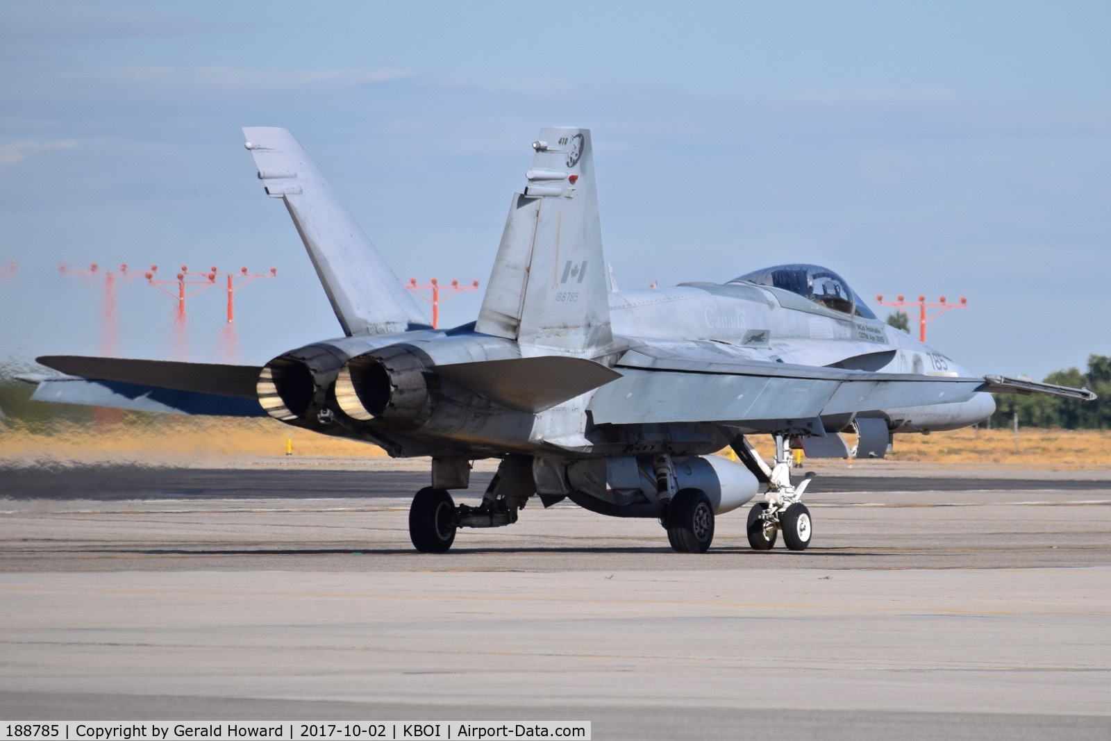 188785, 1987 McDonnell Douglas CF-188A Hornet C/N 581/A488, Taxiing to RWY 10L.