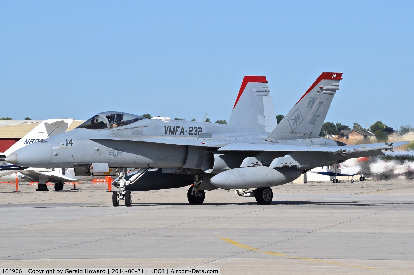 164906, McDonnell Douglas F/A-18C Hornet C/N 1238/C365, Taxiing from the south GA ramp.  VMFA-232 