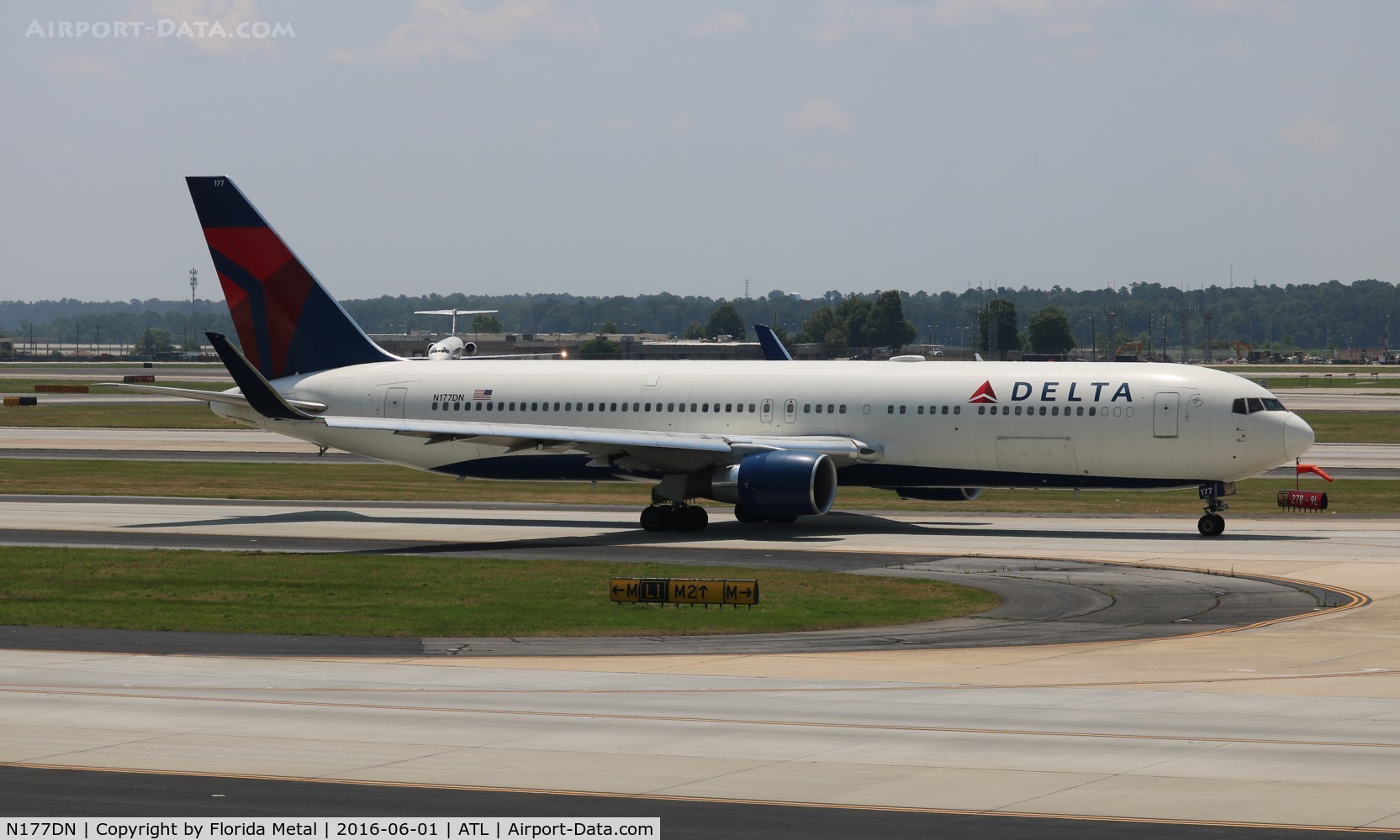 N177DN, 1991 Boeing 767-332 C/N 25122, Delta