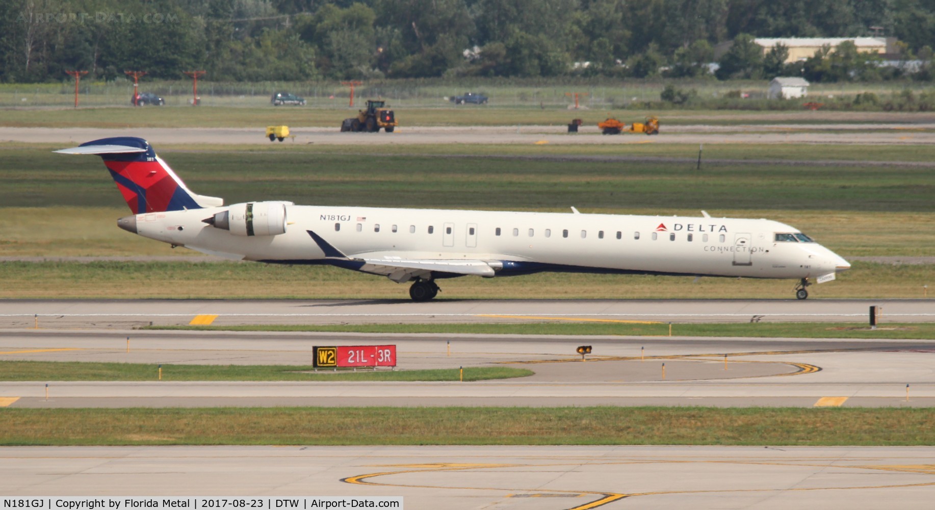 N181GJ, 2008 Bombardier CRJ-900 (CL-600-2D24) C/N 15204, Delta Connection