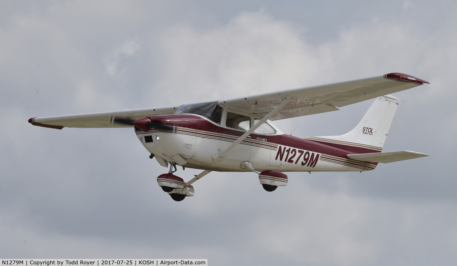 N1279M, 1975 Cessna 182P Skylane C/N 18264272, Airventure 2017