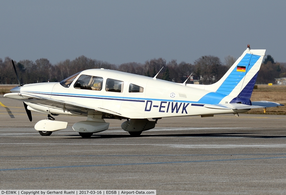 D-EIWK, Piper PA-28-236 Dakota C/N 28-8011100, Private