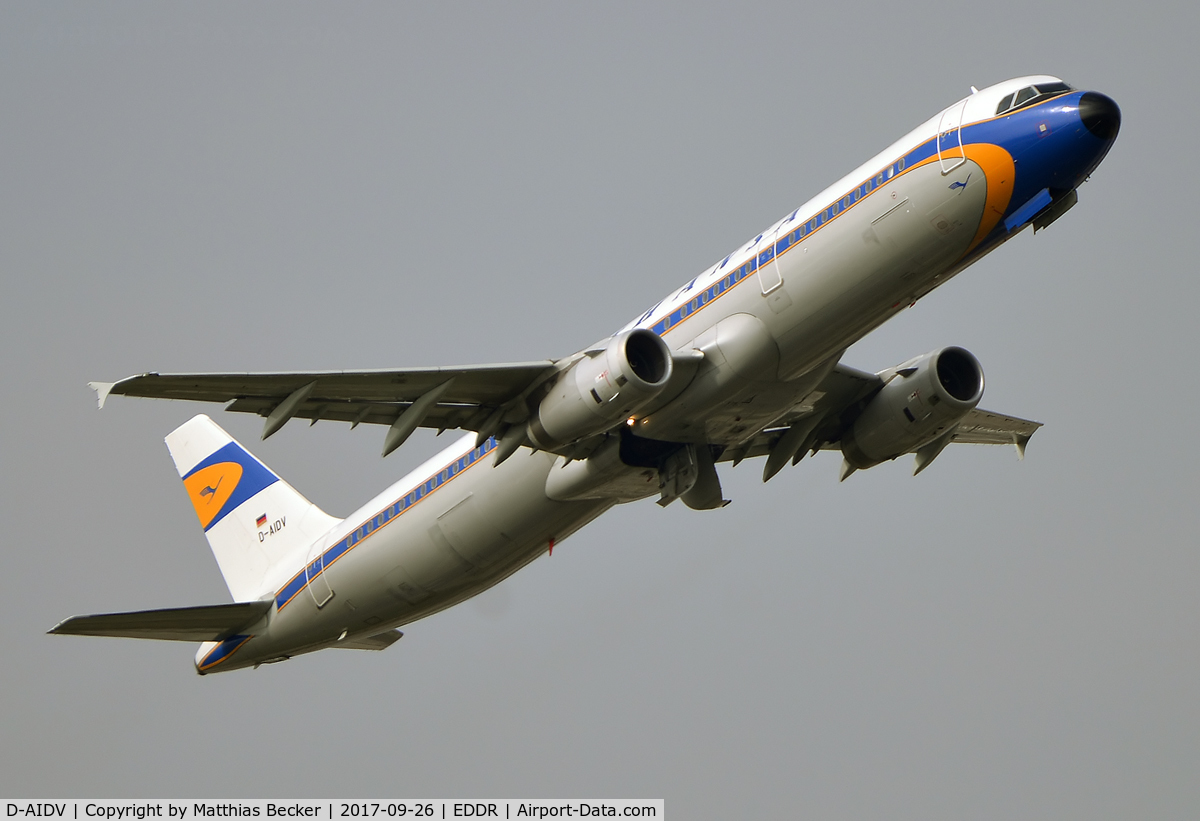 D-AIDV, 2012 Airbus A321-231 C/N 5413, D-AIDV