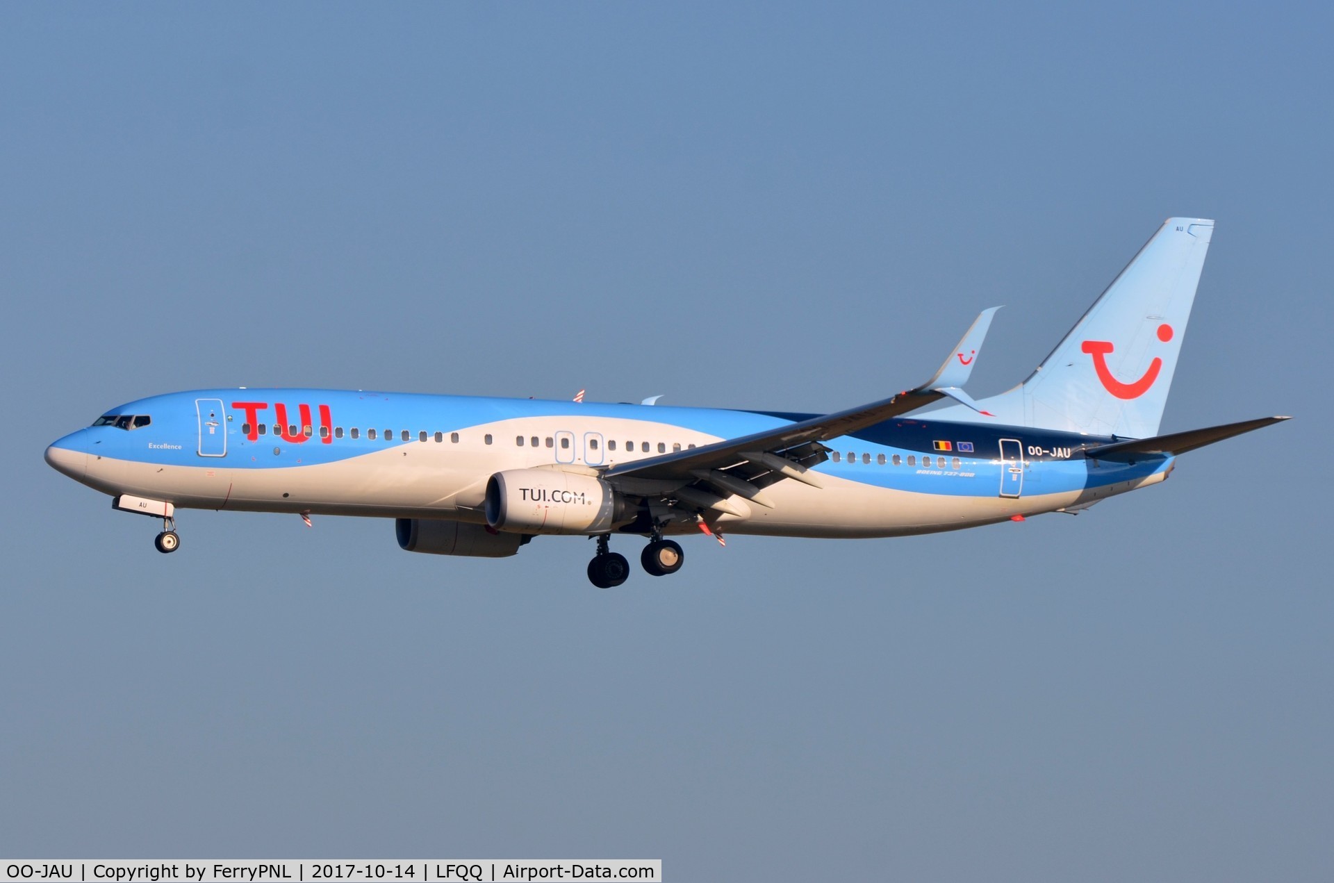 OO-JAU, 2013 Boeing 737-8K5 C/N 37250, TUI B738 arriving from Morocco.
