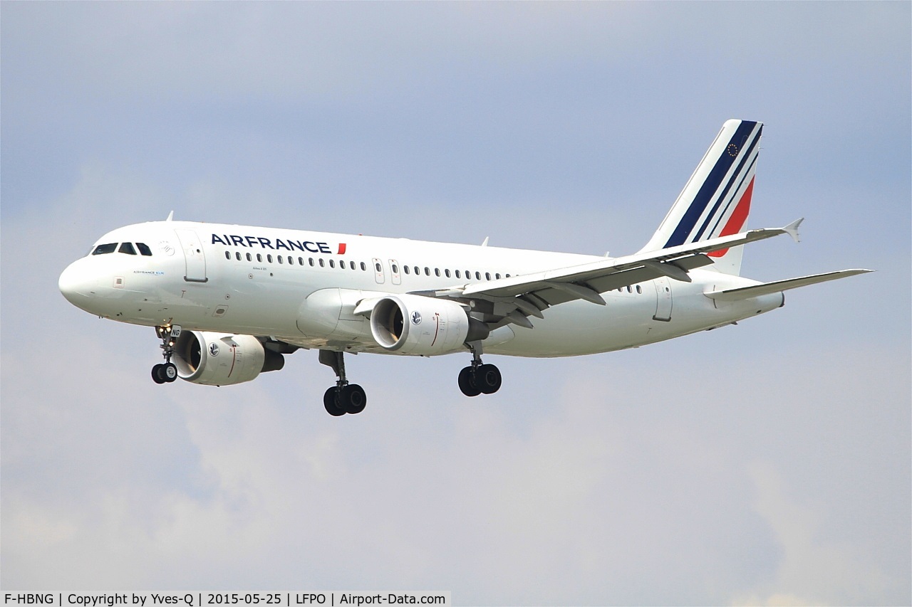 F-HBNG, 2011 Airbus A320-214 C/N 4747, Airbus A320-214, Short approach rwy 26, Paris-Orly Airport (LFPO-ORY)