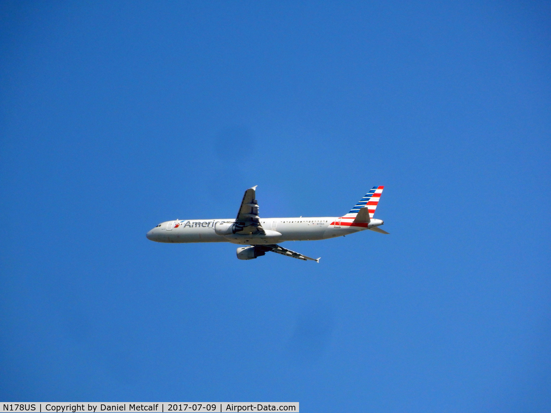N178US, 2001 Airbus A321-211 C/N 1519, On its way to PHX