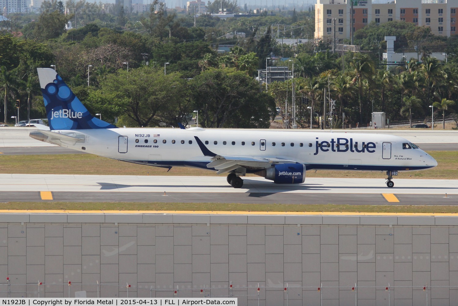 N192JB, 2005 Embraer 190AR (ERJ-190-100IGW) C/N 19000014, Jet Blue
