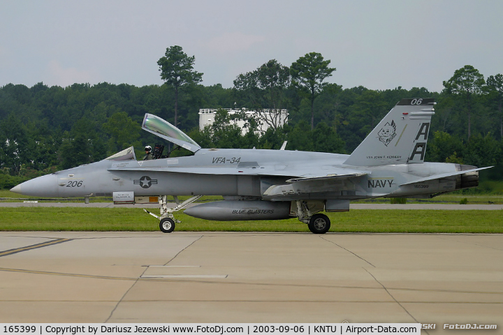 165399, McDonnell Douglas F/A-18C Hornet C/N 1402/C456, F/A-18C Hornet 165399 AA-206 from VFA-34 
