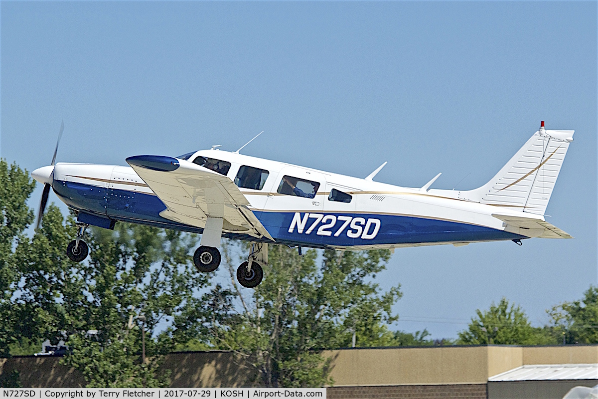 N727SD, 1976 Piper PA-32R-300 Cherokee Lance C/N 32R-7780060, at 2017 EAA AirVenture at Oshkosh