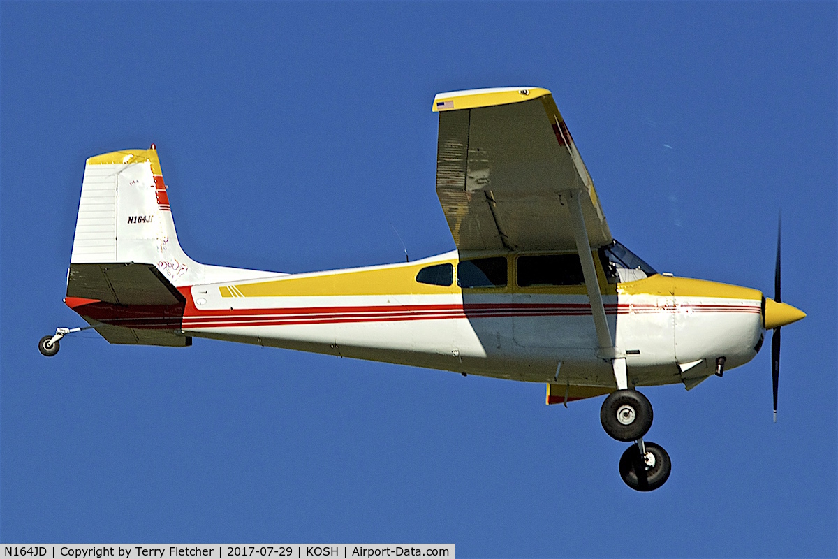 N164JD, 1967 Cessna 180H Skywagon C/N 18051816, at 2017 EAA AirVenture at Oshkosh