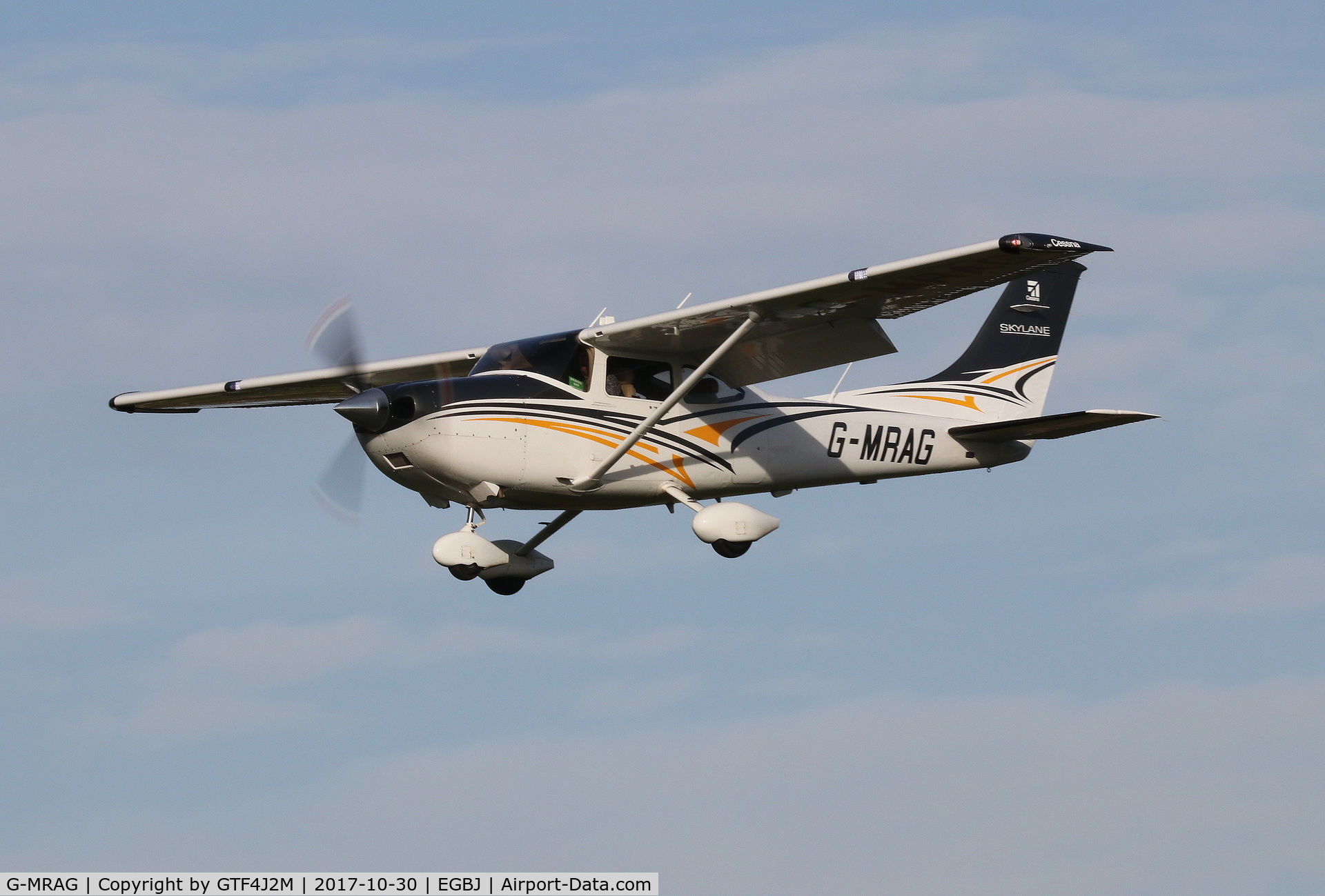 G-MRAG, 2015 Cessna 182T Skylane Skylane C/N 18282414, G-MRAG at Staverton 30.10.17