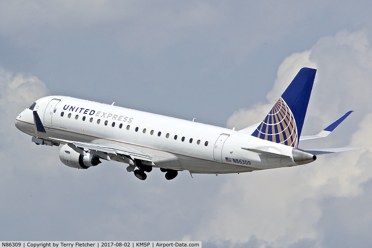 N86309, 2014 Embraer 175LR (ERJ-170-200LR) C/N 17000426, at Minneapolis- St,Paul International Airport