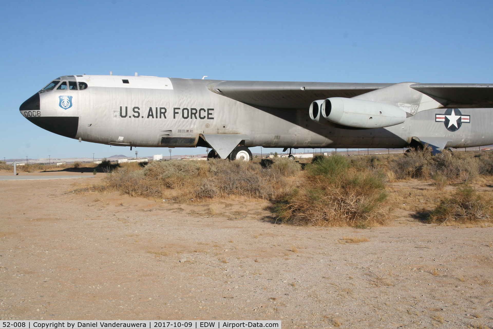 52-008, 1952 Boeing NB-52B-BO (RB-52B-10-BO) Stratofortress C/N 16498, Welcome to Edwards AFB - California