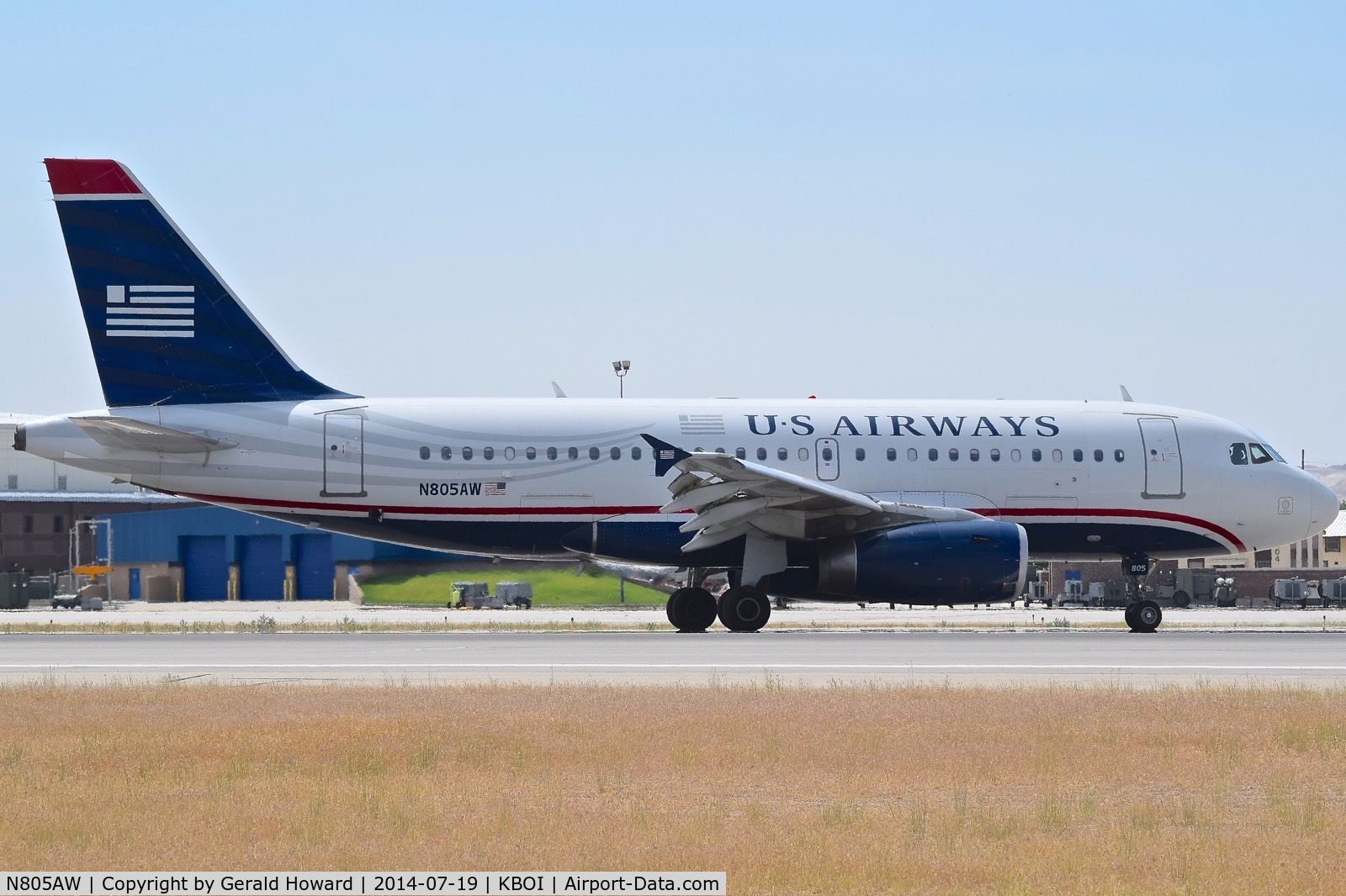 N805AW, 1999 Airbus A319-132 C/N 1049, Landing roll out on RWY 28L.