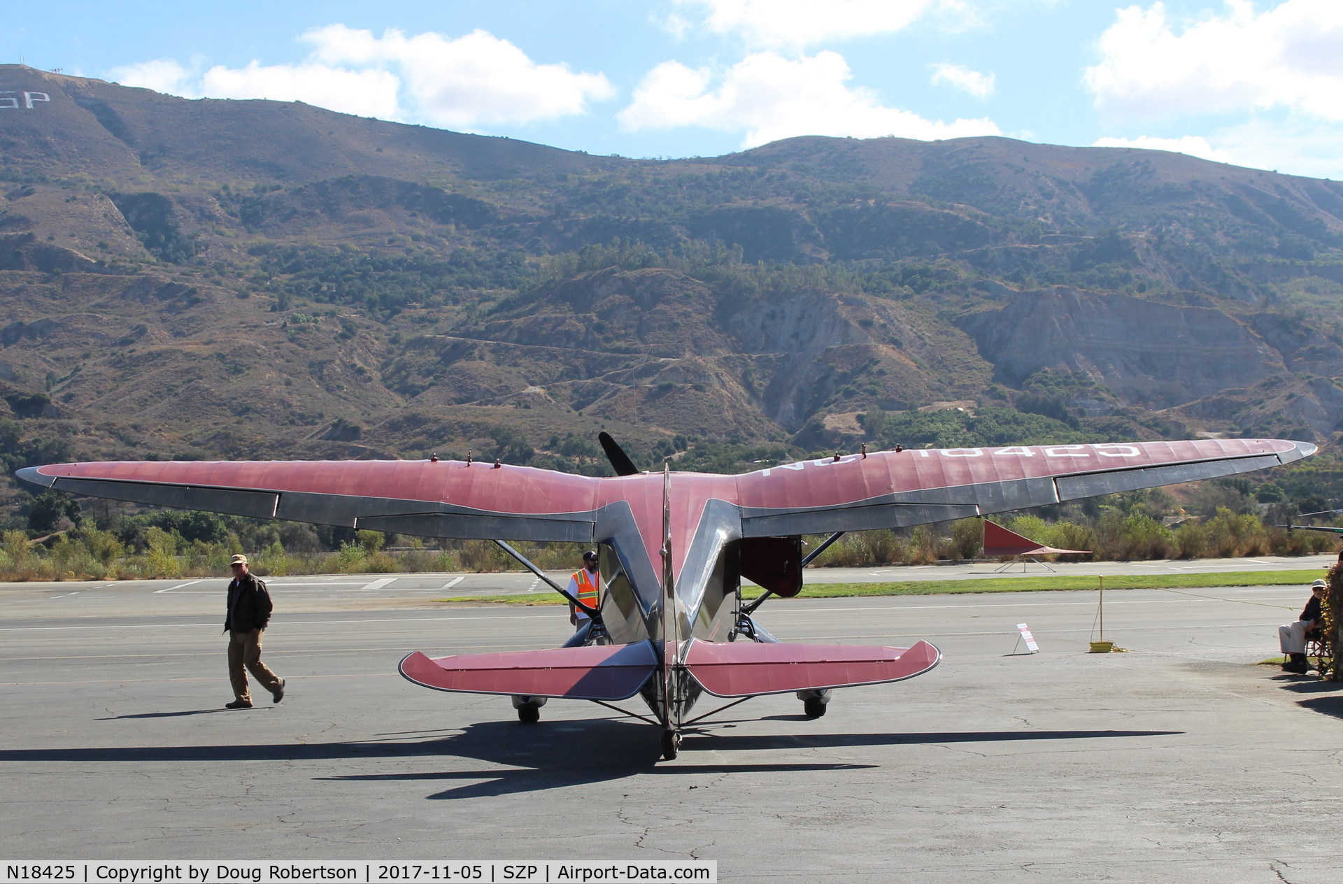 N18425, 1937 Stinson SR-9F Reliant C/N 5715, 1937 Stinson SR-9F 'Gullwing' RELIANT, Pratt & Whitney R-985 Wasp Jr. 450 Hp upgrade from original Wright 450 Hp radial. The distinctive gull wing design well-shown here.