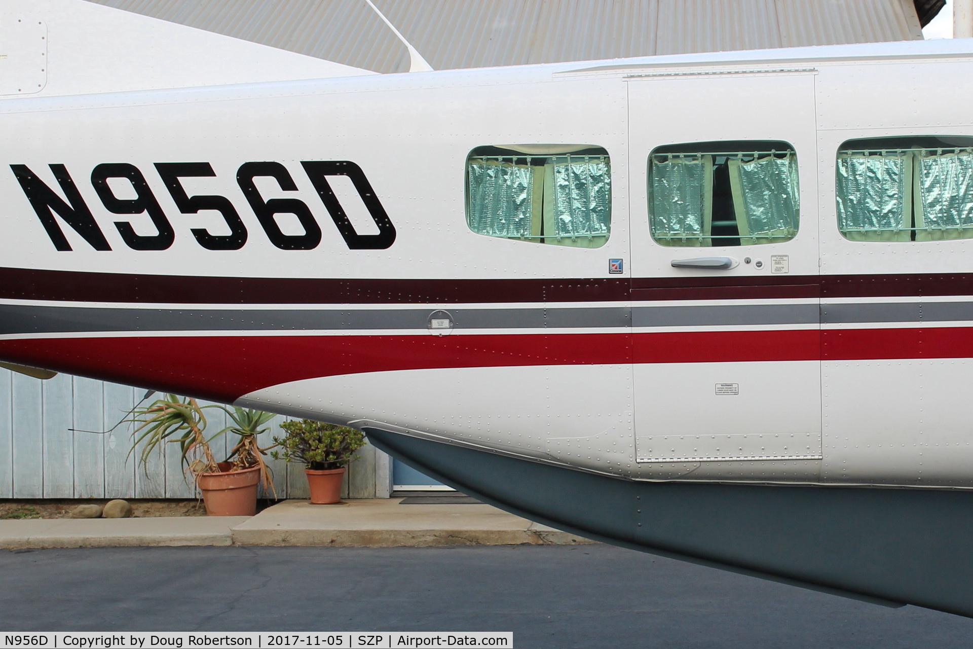 N956D, 2004 Cessna 208B C/N 208B1056, 2004 Cessna 208B TURBO CARAVAN, P&W(C)PT6A-114A Turboprop, 675 sHp, 12 seats, rear door