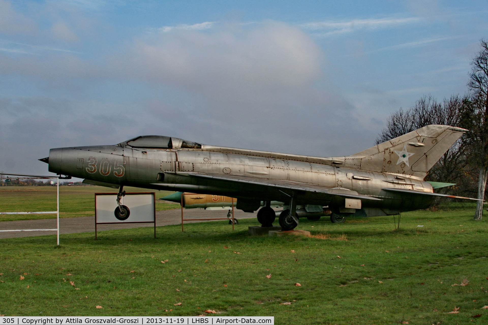 305, Mikoyan-Gurevich MiG-21F-13 C/N 741305, Budaörs Airport, Hungary