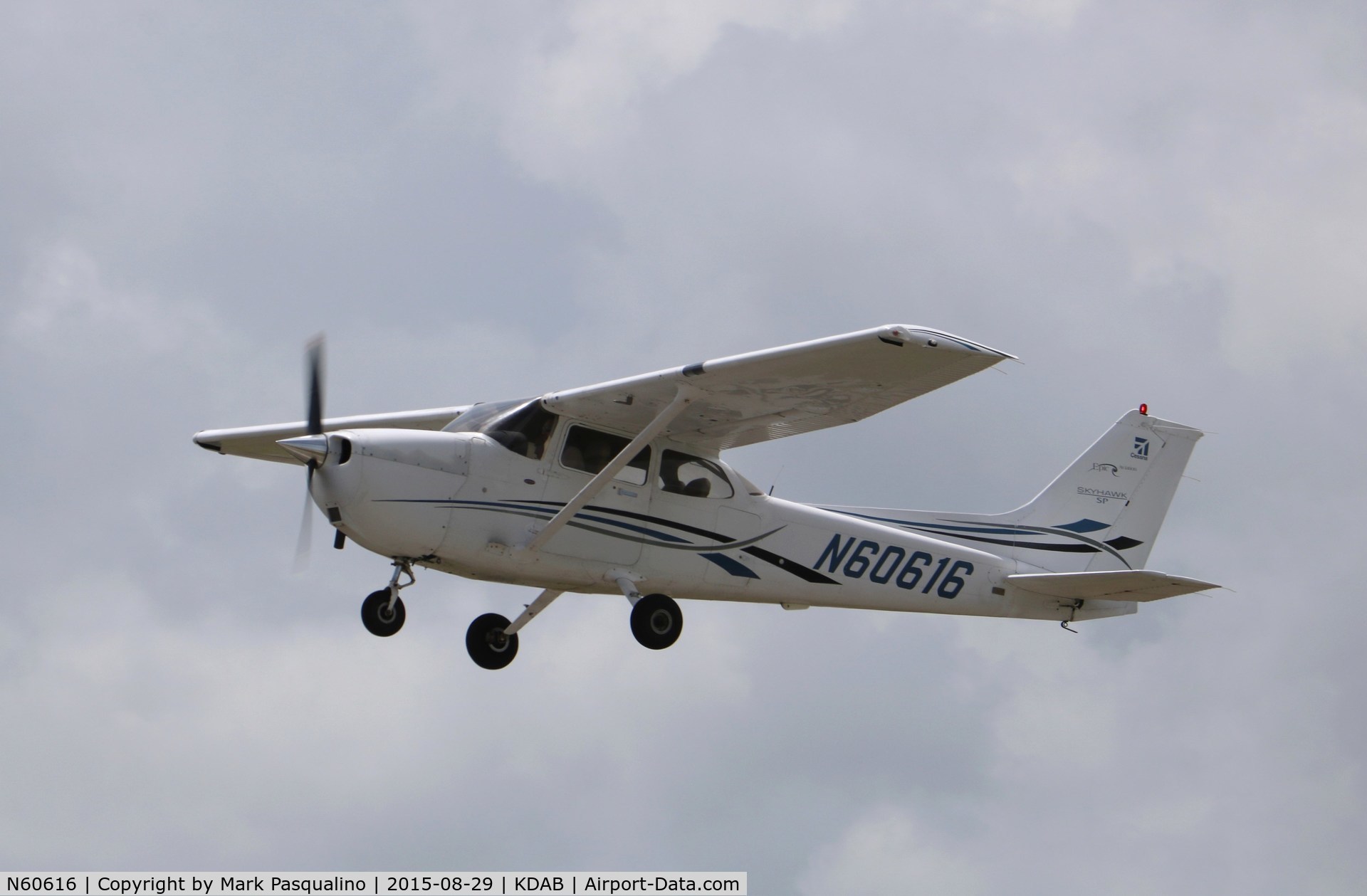 N60616, 2006 Cessna 172S C/N 172S10239, Cessna 172S