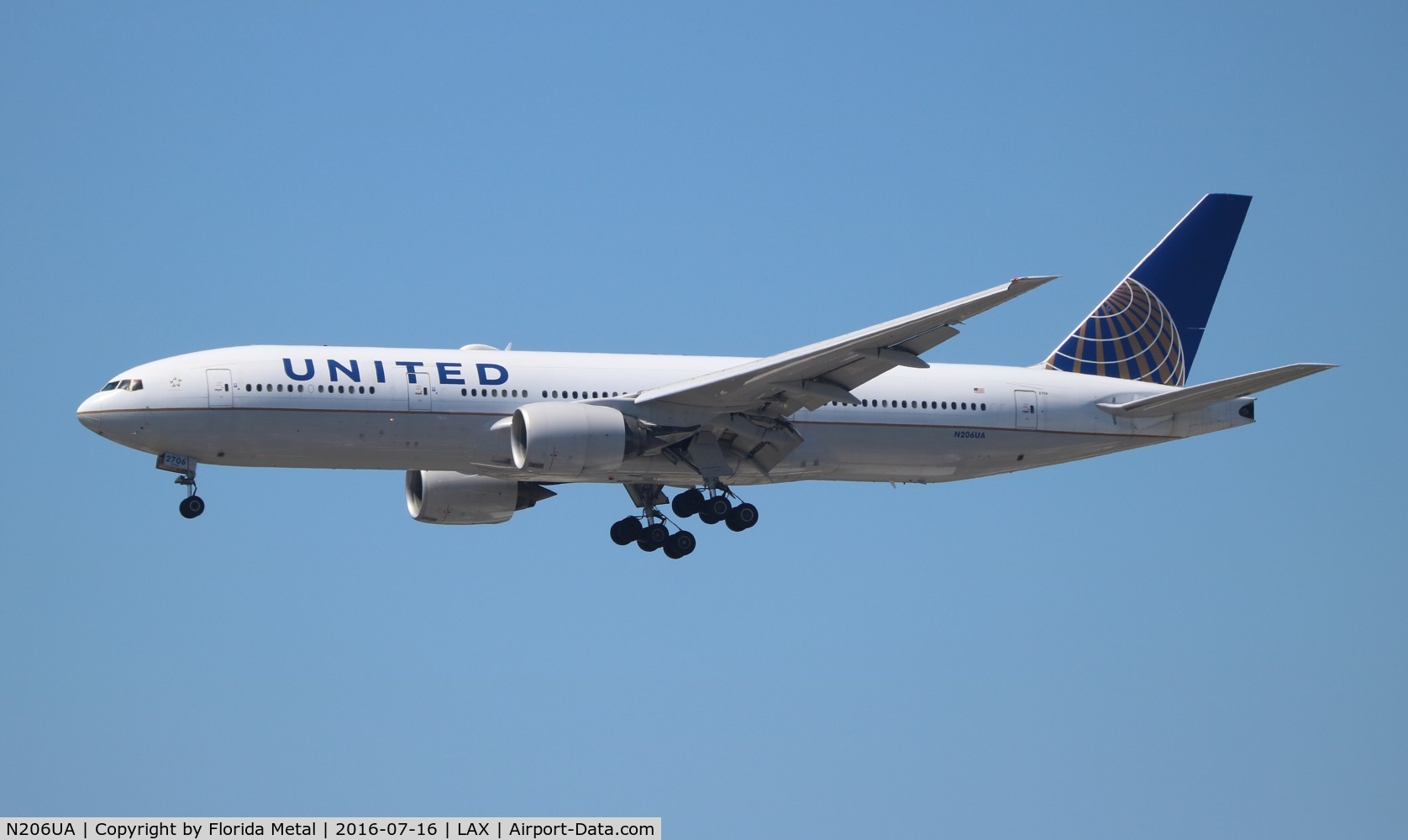 N206UA, 1999 Boeing 777-222/ER C/N 30212, United