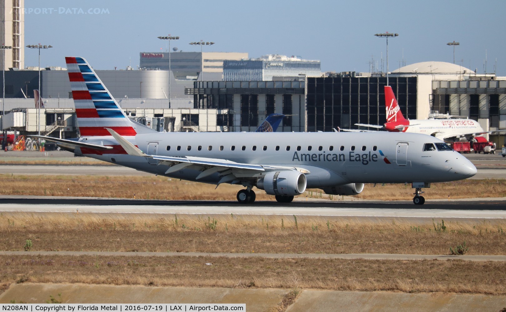 N208AN, 2015 Embraer 175LR (ERJ-170-200LR) C/N 17000494, American Eagle