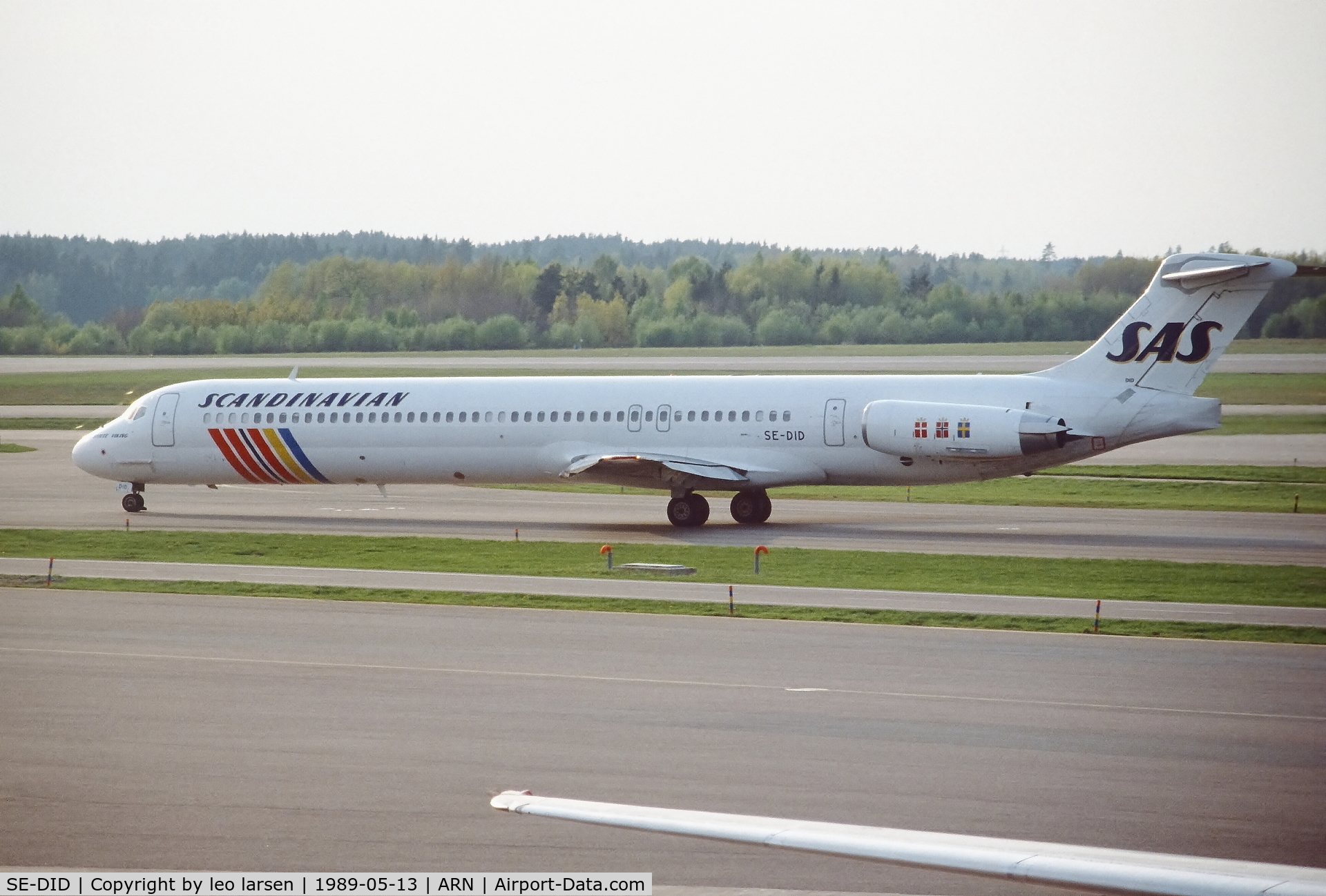 SE-DID, 1988 McDonnell Douglas MD-82 (DC-9-82) C/N 49615, Stockholm Arlanda 13.5.1989