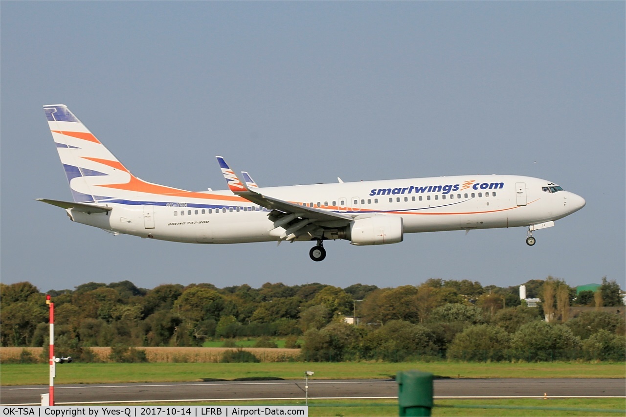 OK-TSA, 2001 Boeing 737-8S3 C/N 29250/792, Boeing 737-8S3, On final rwy 07R, Brest-Bretagne airport (LFRB-BES)