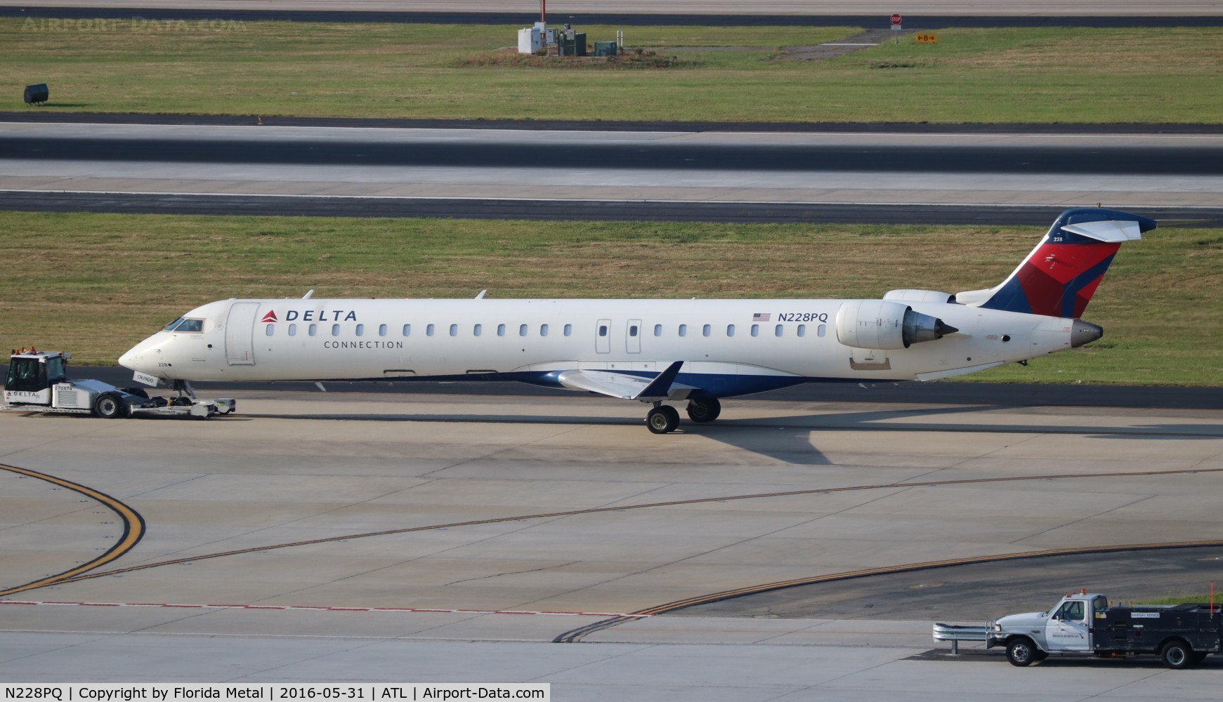 N228PQ, 2009 Bombardier CRJ-900ER (CL-600-2D24) C/N 15228, Delta Connection