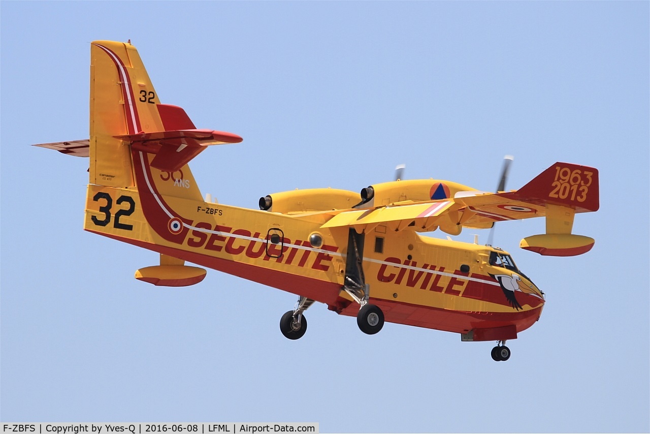 F-ZBFS, Canadair CL-215-6B11 CL-415 C/N 2001, Canadair CL-415, On final Rwy 31R, Marseille-Provence Airport (LFML-MRS)