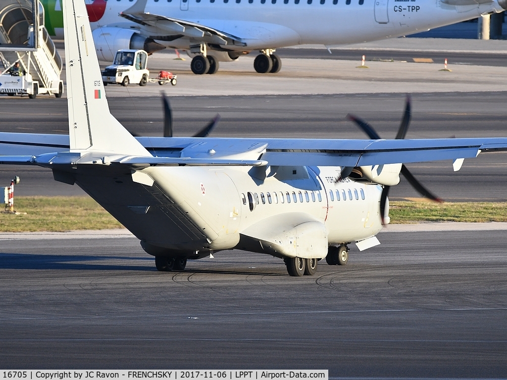 16705, 2009 CASA C-295M C/N S-057, FAP Força Aérea Portuguesa