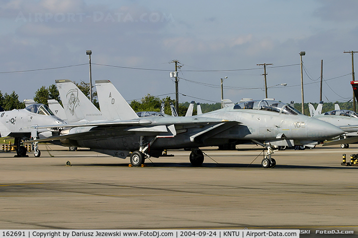 162691, Grumman F-14A Tomcat C/N 537, F-14B Tomcat 162691 AD-102 from VF-101 