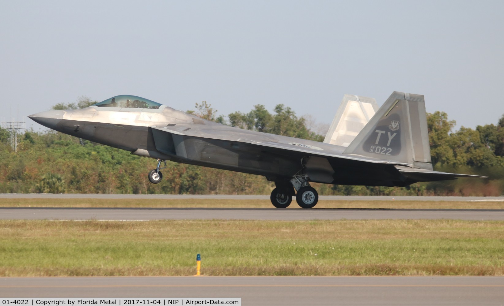 01-4022, 2001 Lockheed Martin F-22A Raptor C/N 645-4022, F-22A