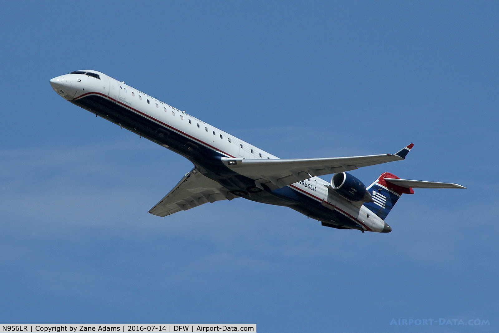 N956LR, 2005 Bombardier CRJ-900ER (CL-600-2D24) C/N 15056, Departing DFW Airport