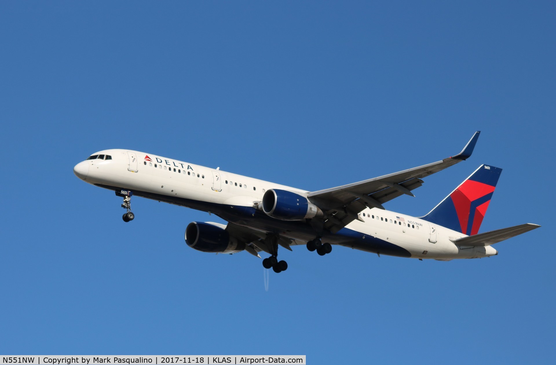 N551NW, 2001 Boeing 757-251 C/N 26498, Boeing 767-200