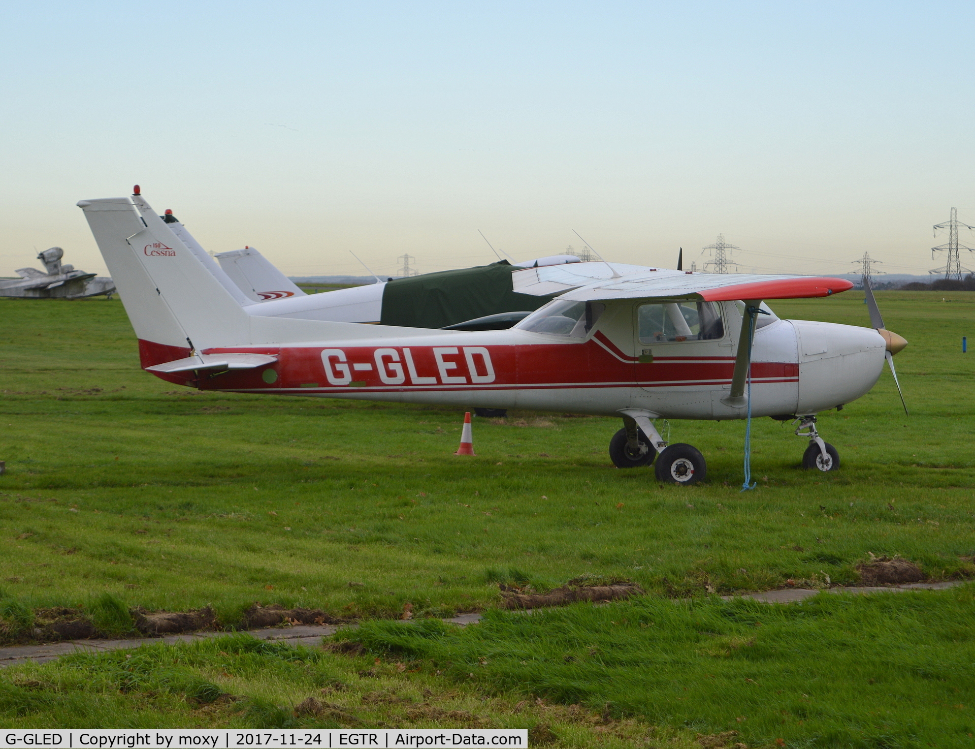 G-GLED, 1975 Cessna 150M C/N 150-76673, Cessna 150M at Elstree. Ex C-GLED
