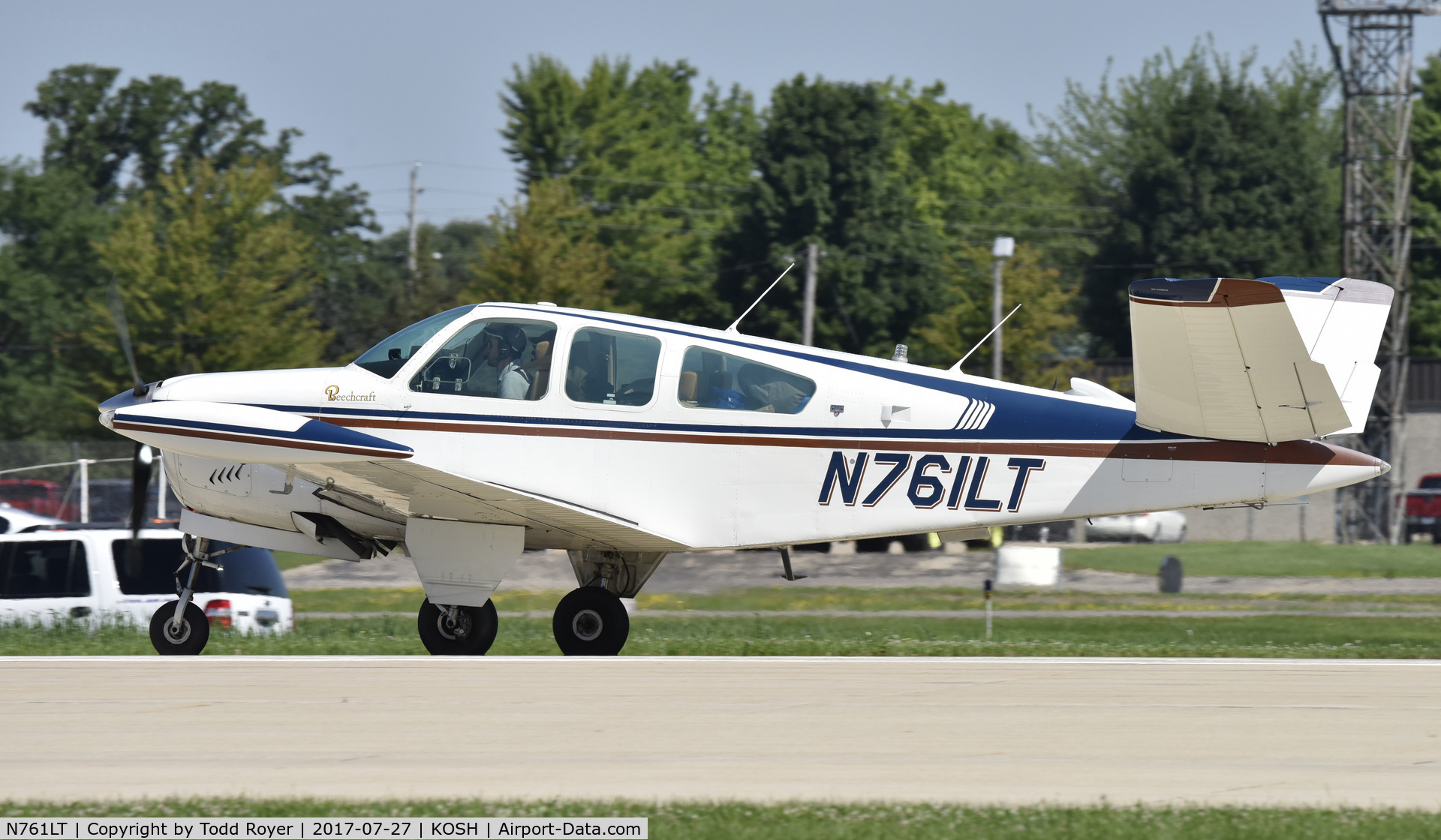 N761LT, 1978 Beech V35B Bonanza C/N D-10187, Airventure 2017
