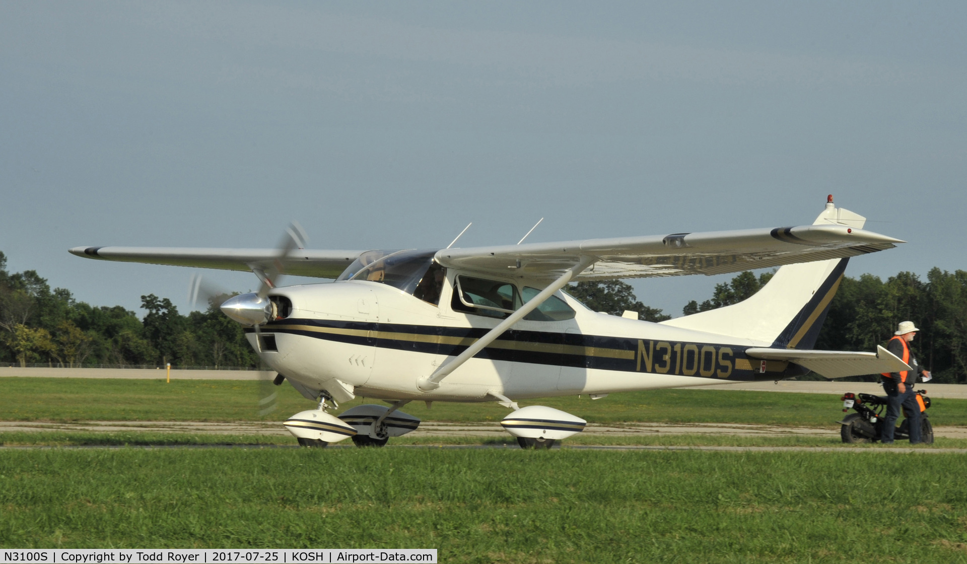 N3100S, 1964 Cessna 182G Skylane C/N 18255600, Airventure 2017