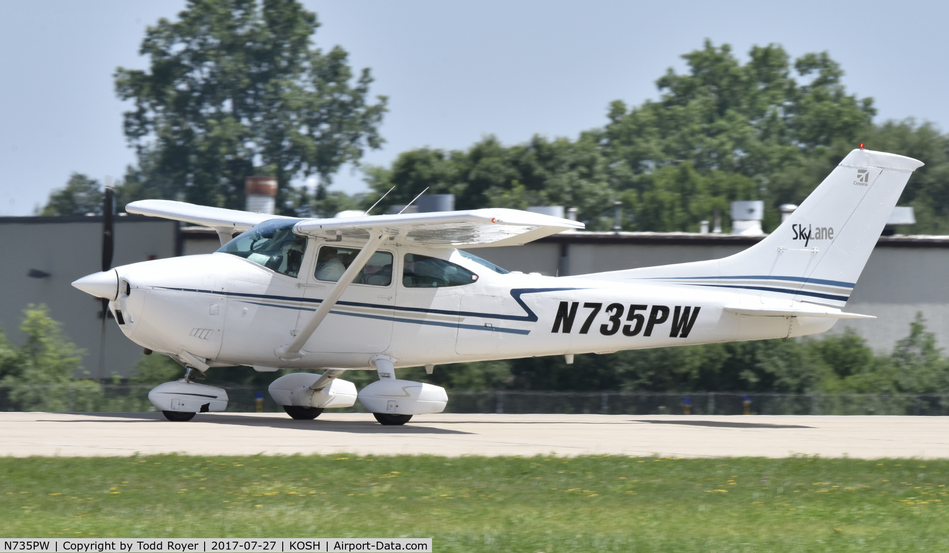N735PW, 1977 Cessna 182Q Skylane C/N 18265586, Airventure 2017