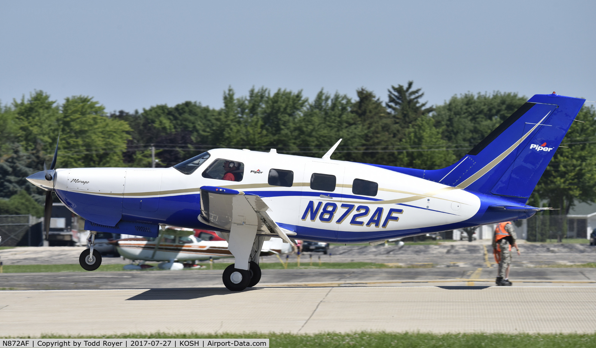 N872AF, 2013 Piper PA-46-350P Malibu Mirage C/N 4636598, Airventure 2017