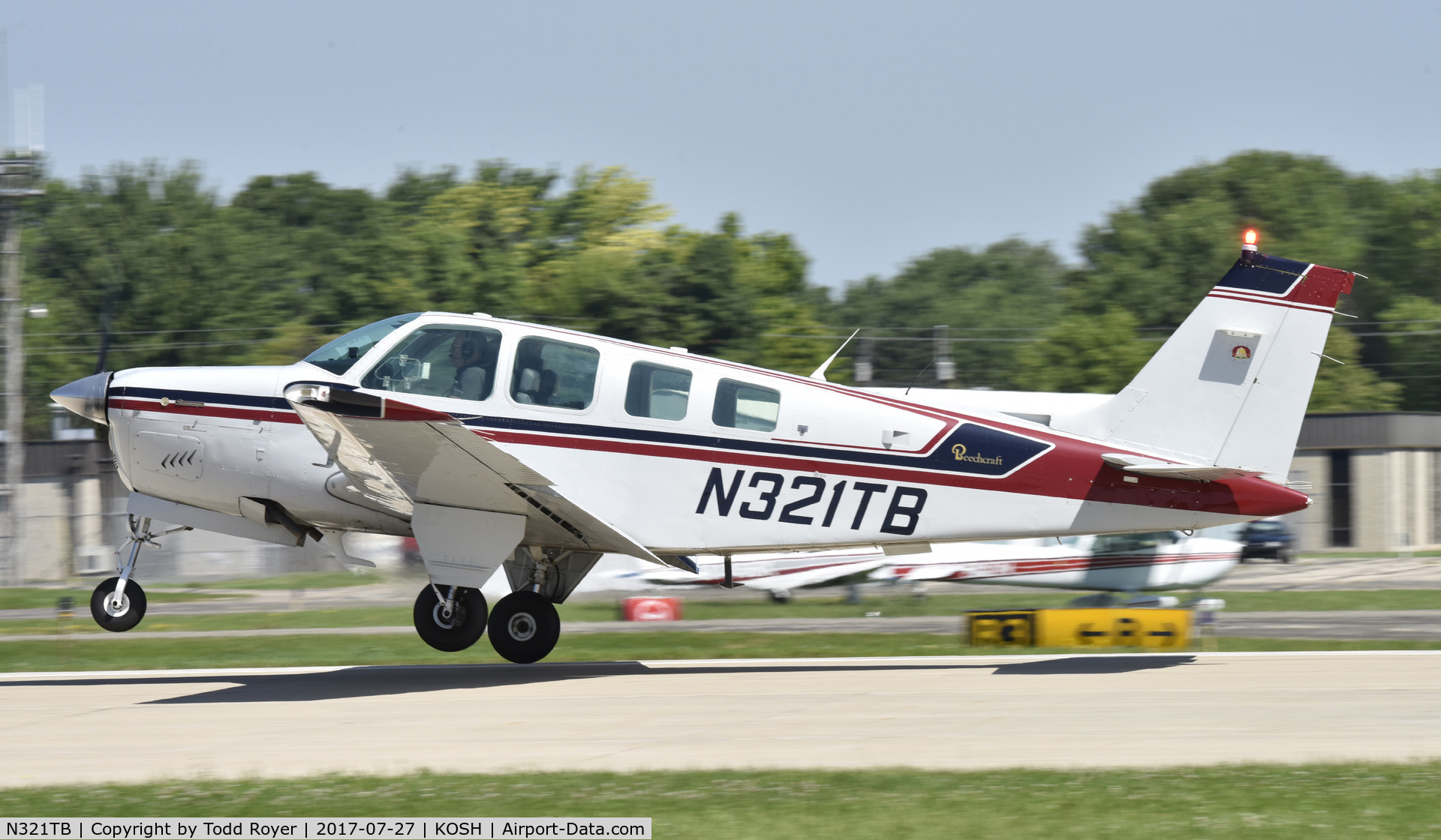 N321TB, 1982 Beech A36 Bonanza 36 C/N E-1998, Airventure 2017