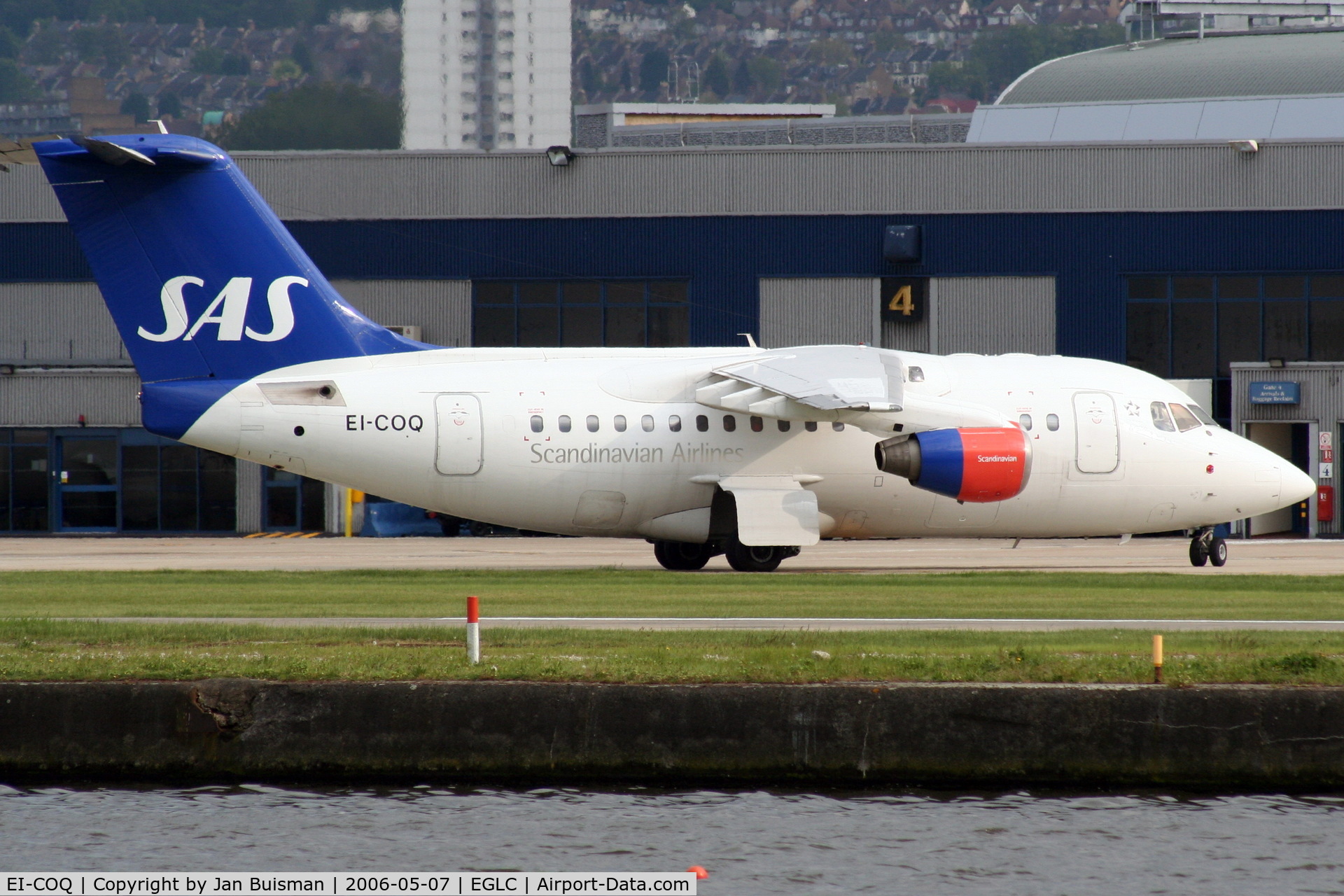 EI-COQ, 1994 British Aerospace Avro 146-RJ70 C/N E1254, SAS