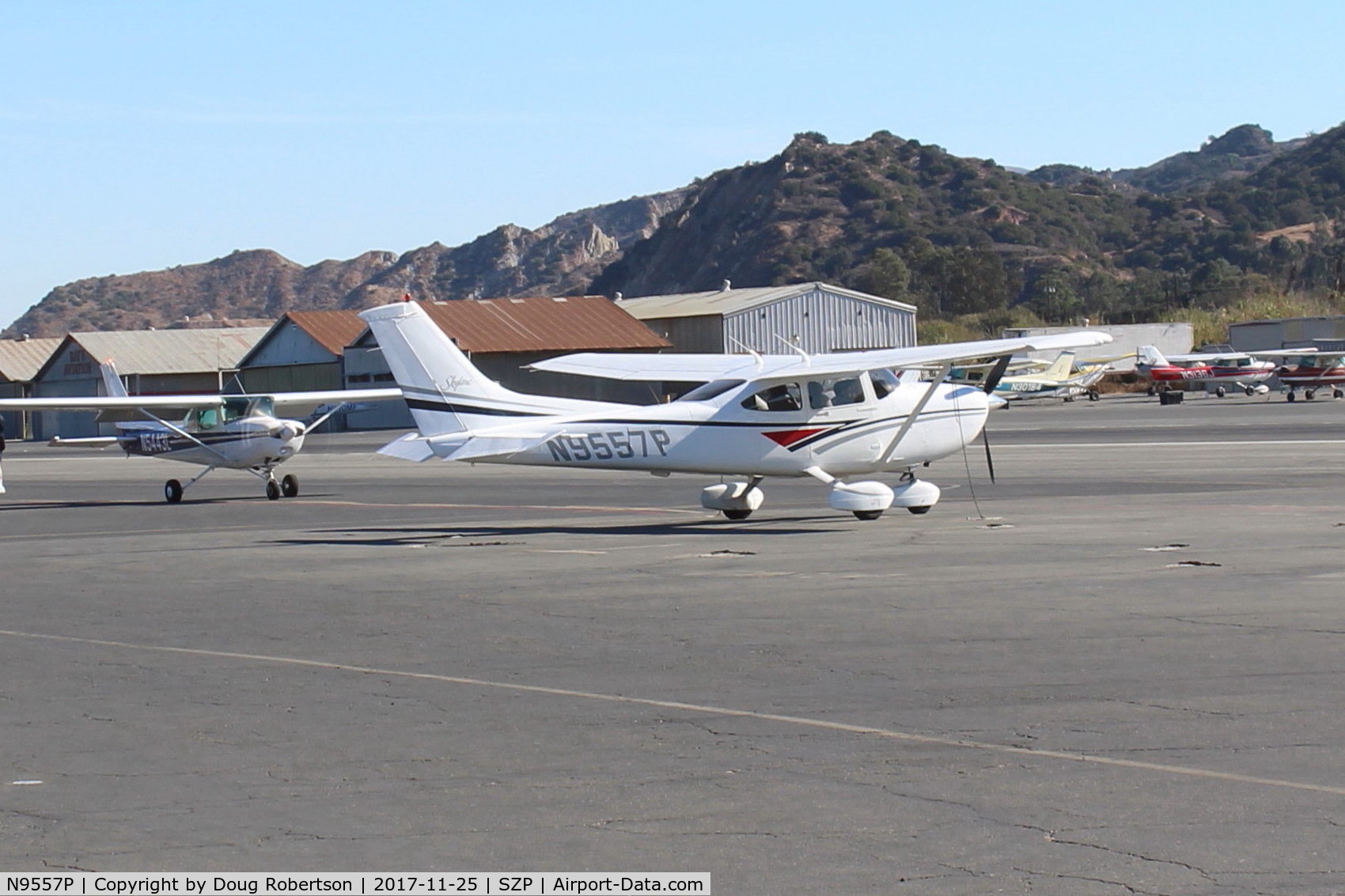 N9557P, Cessna 182S Skylane C/N 18280294, Cessna 182S SKYLANE, Lycoming IO-540-AB1A5 230 Hp, 3 blade CS  prop