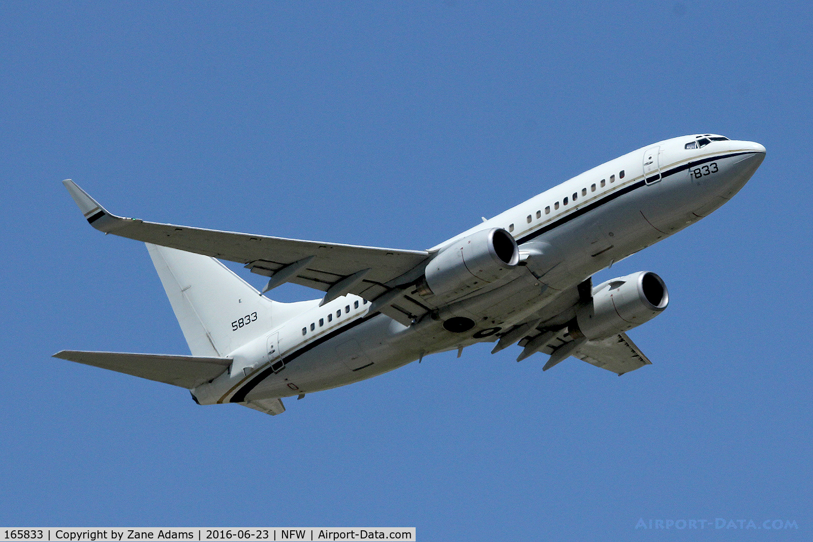 165833, 2002 Boeing C-40A (737-7AF) Clipper C/N 32597, Departing NAS Fort Worth
