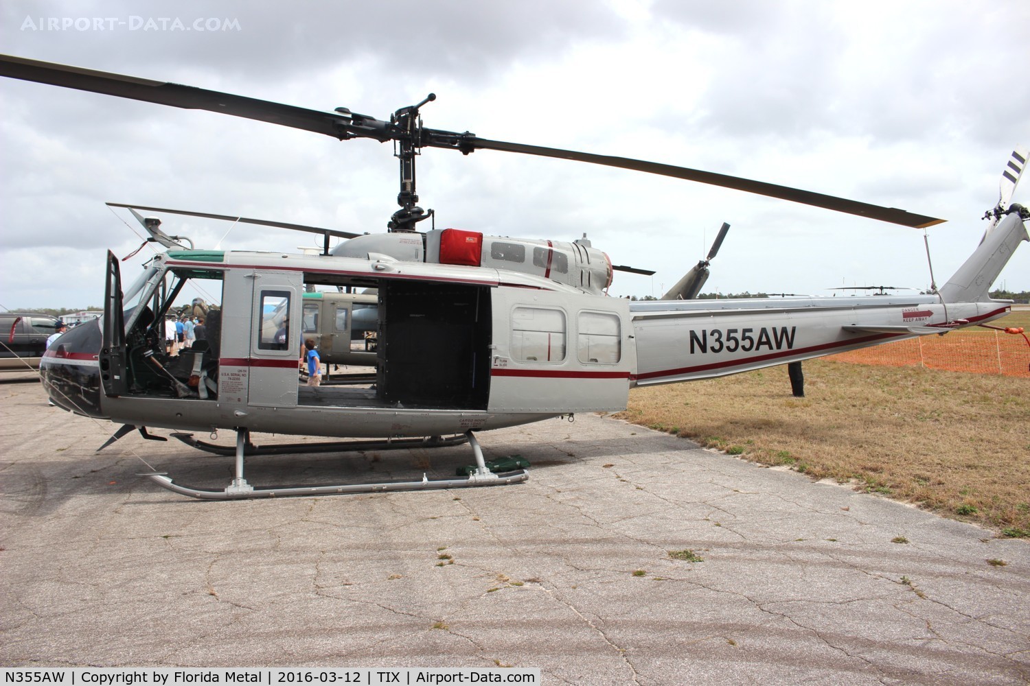 N355AW, Bell UH-1H Iroquois C/N 74-22355, Bell UH-1