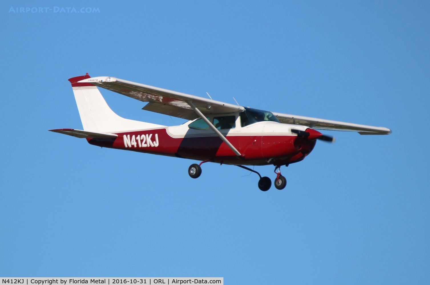 N412KJ, 1978 Cessna R182 Skylane RG C/N R18200464, Cessna R182