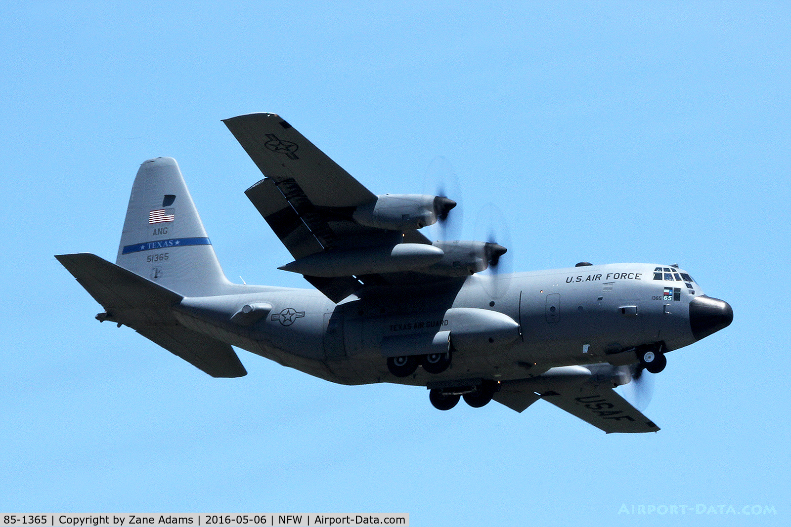 85-1365, 1985 Lockheed C-130H Hercules C/N 382-5078, Landing at NAS Fort Worth